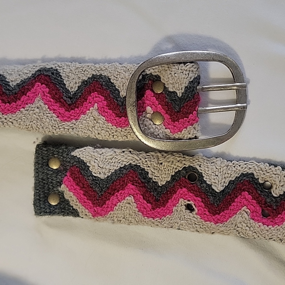 Sundance Jenny Krauss Large Pink and Gray Zigzag Patterned Belt NWOT Wool - Picture 3 of 6
